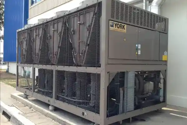 Air Cooled Chiller ที่โรงงาน Suntory PepsiCo ระยอง